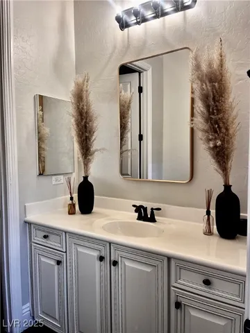 $775,000 | 220 Palmetto Pointe Drive, Henderson, NV 89012