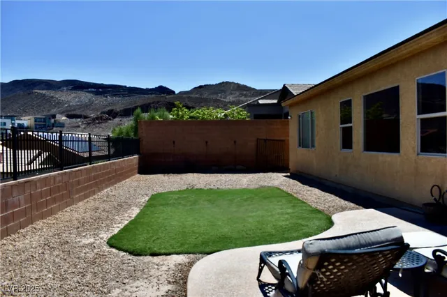 $775,000 | 220 Palmetto Pointe Drive, Henderson, NV 89012