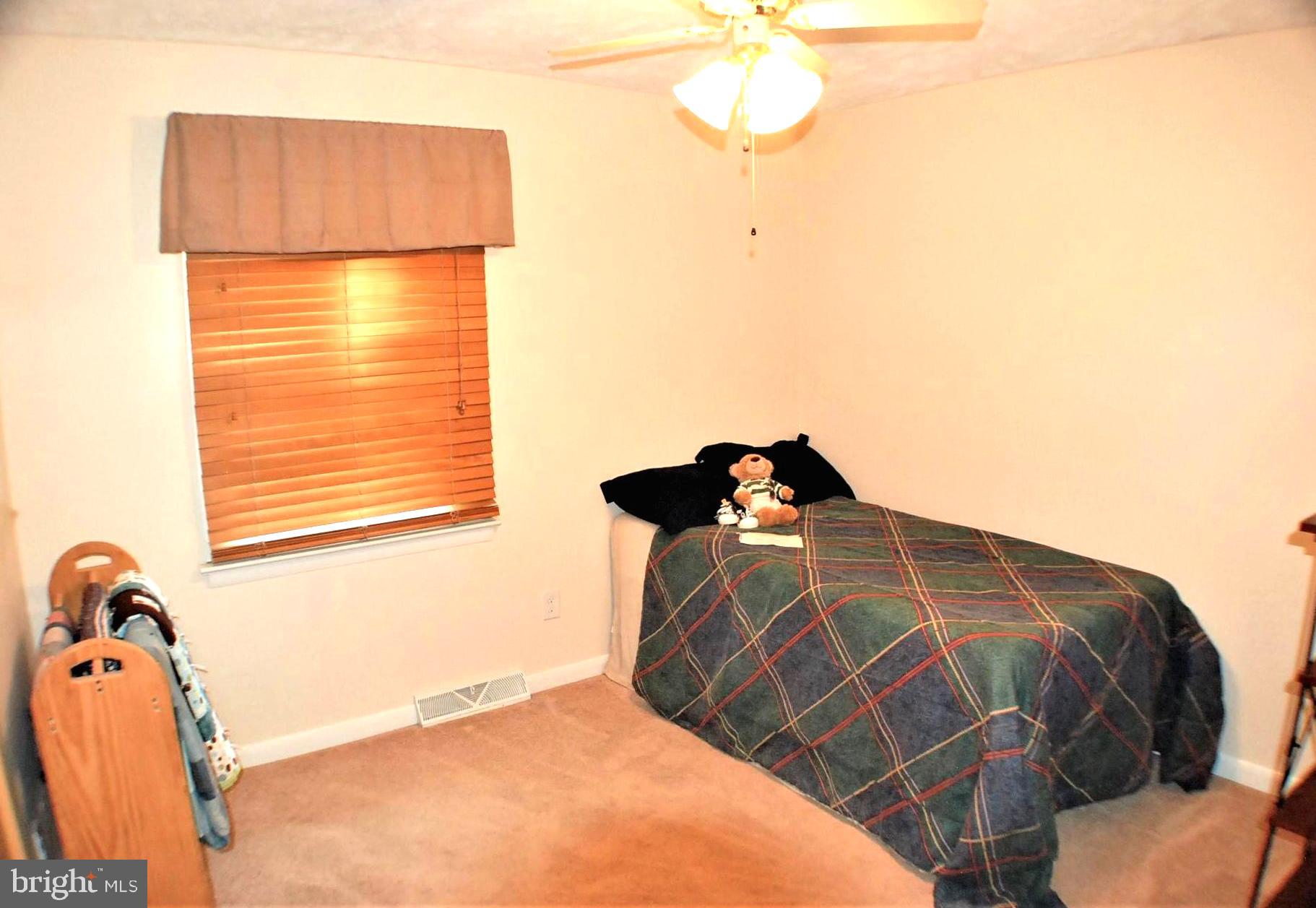 100 Brunswick Road Stephens City, VA 22655 - Photo 11 of 31 Bedroom 3