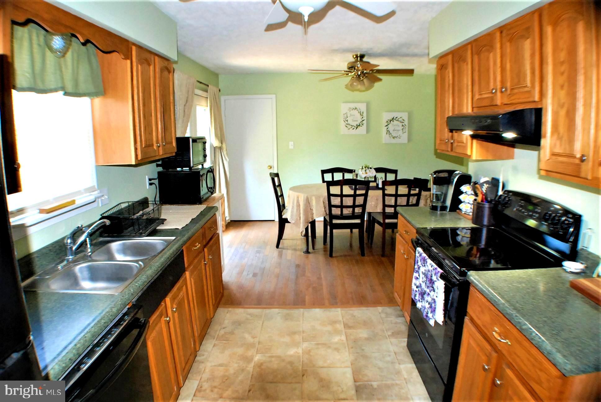 100 Brunswick Road Stephens City, VA 22655 - Photo 15 of 31 Kitchen