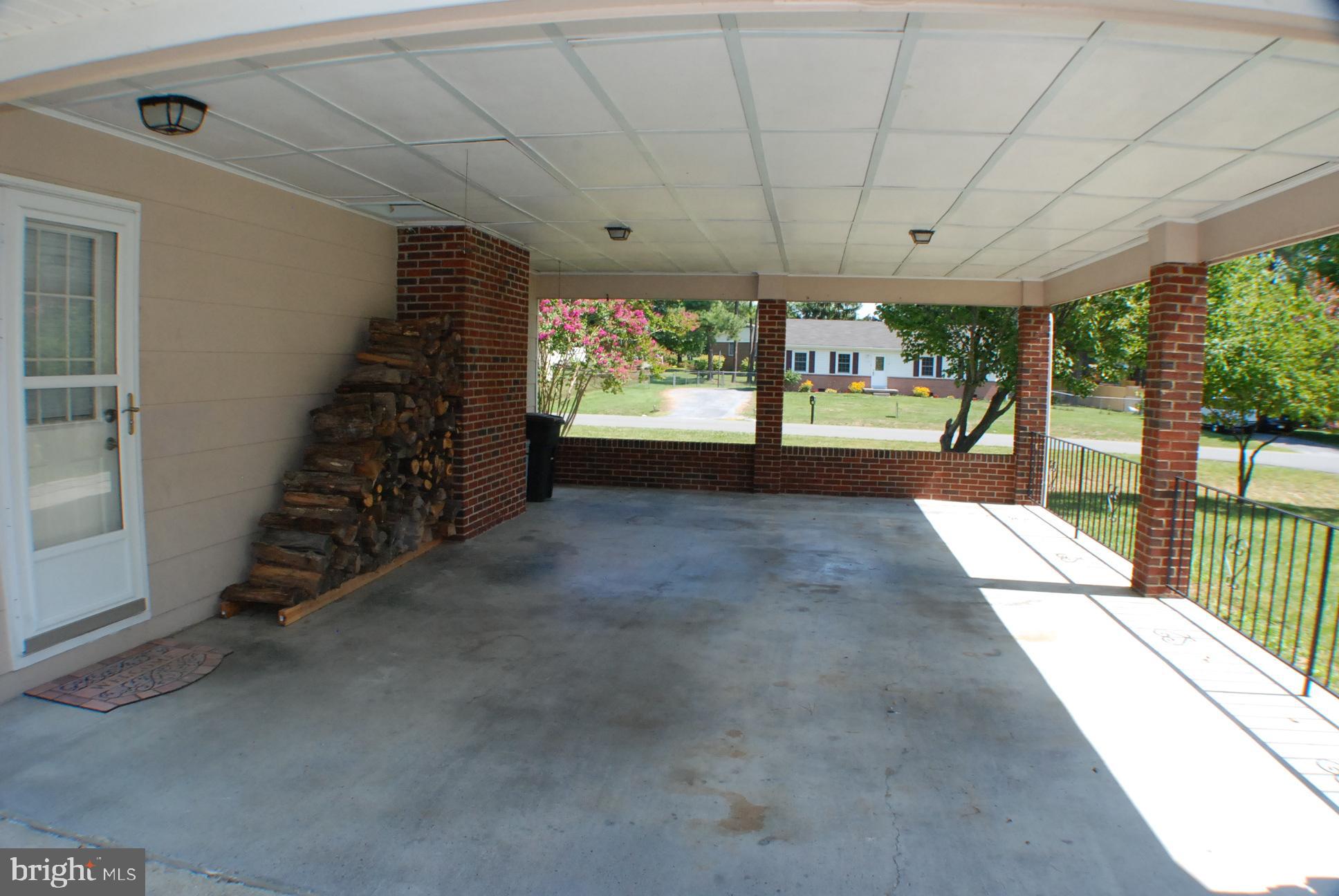 100 Brunswick Road Stephens City, VA 22655 - Photo 22 of 31 Carport