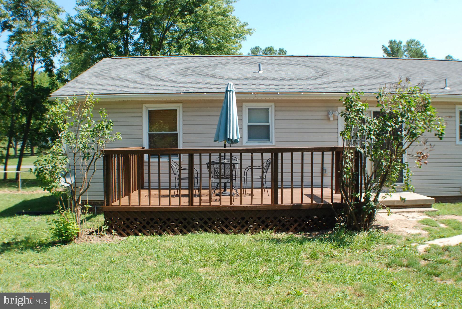 100 Brunswick Road Stephens City, VA 22655 - Photo 24 of 31 Deck