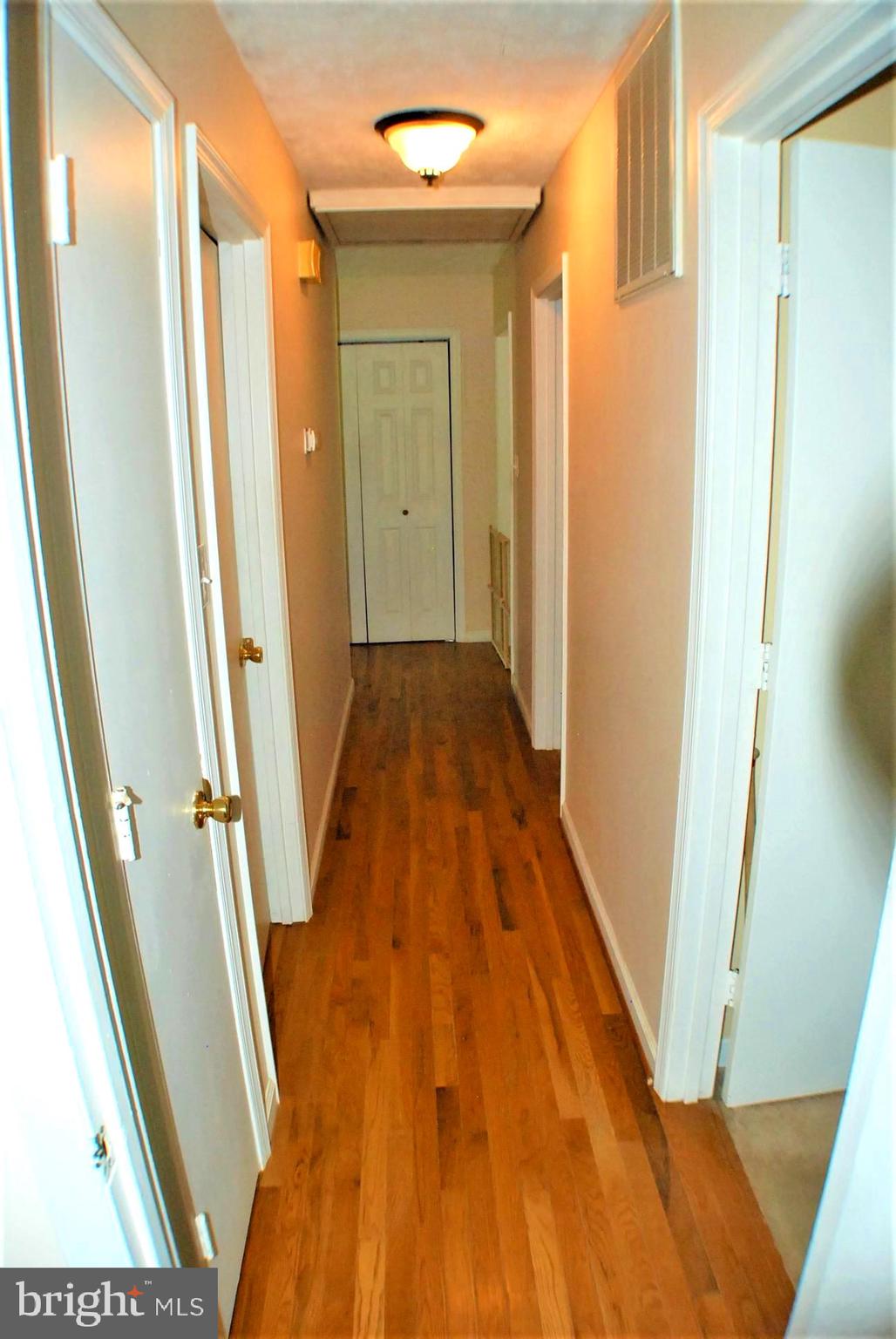 100 Brunswick Road Stephens City, VA 22655 - Photo 10 of 31 Hallway