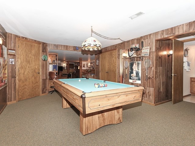 27 Green Ridge Road Elgin, IL 60120 - Photo 19 of 21 a spacious bathroom with a tub and shower