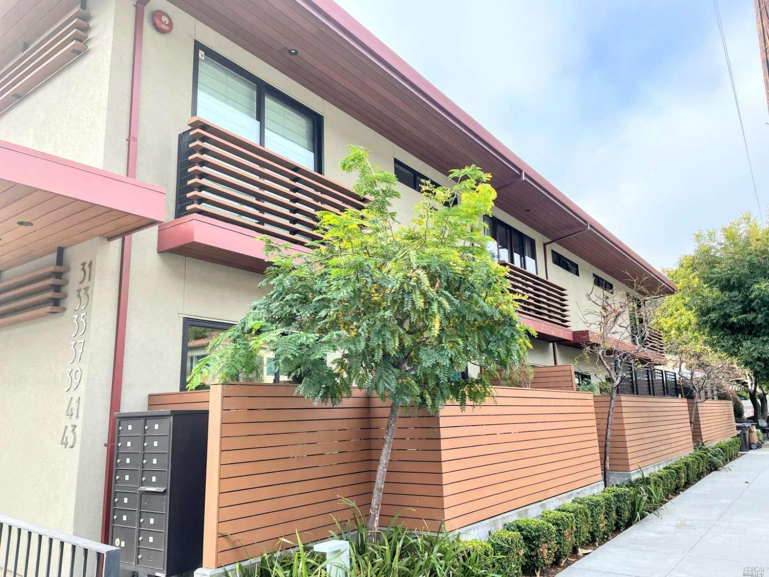 37 Lovell Avenue, Mill Valley, CA 94941 Compass