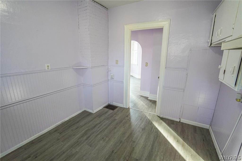 263 Sumner Place Buffalo, NY 14211 - Photo 16 of 43