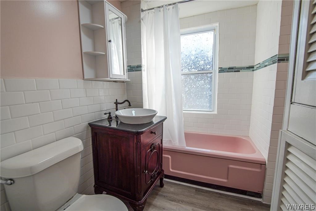 263 Sumner Place Buffalo, NY 14211 - Photo 20 of 43