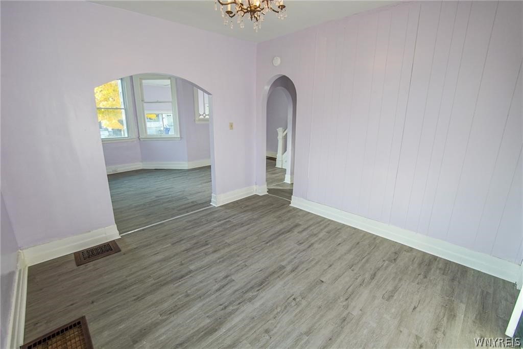 263 Sumner Place Buffalo, NY 14211 - Photo 10 of 43