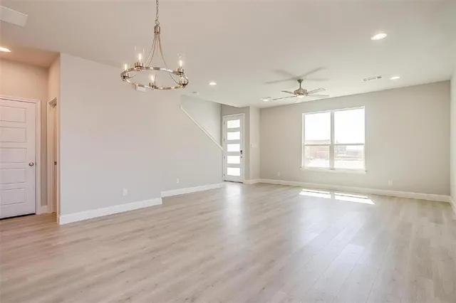 $2,400 | 3436 Vista Highlands Lane, Fort Worth, TX 76135