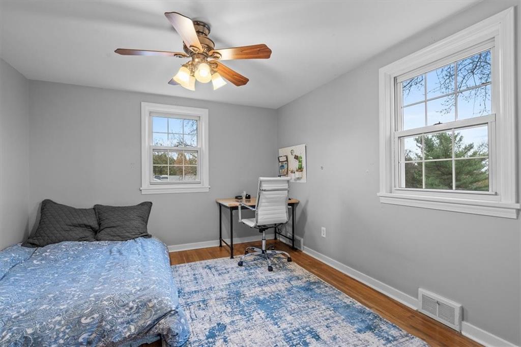 250 West Chapel Ridge Road Pittsburgh, PA 15238 - Photo 16 of 22 Gallery Image 16
