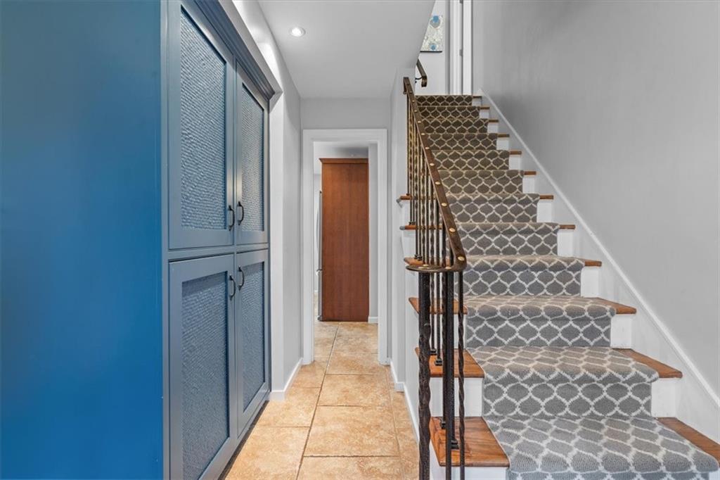 250 West Chapel Ridge Road Pittsburgh, PA 15238 - Photo 9 of 22 Gallery Image 9