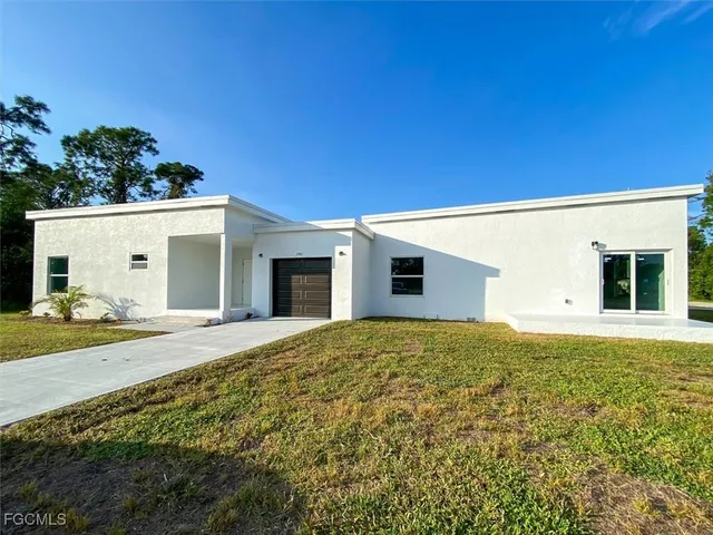 $485,000 | 2401-2403 Joe Avenue South, Lehigh Acres, FL 33973