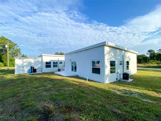 $485,000 | 2401-2403 Joe Avenue South, Lehigh Acres, FL 33973