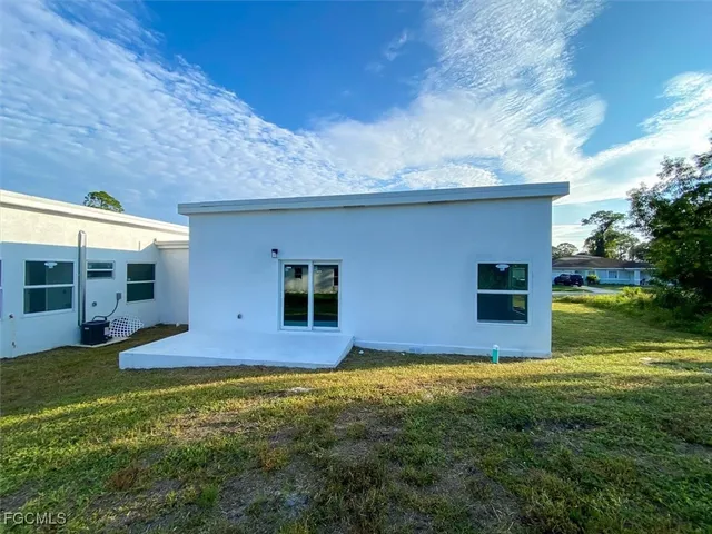 $485,000 | 2401-2403 Joe Avenue South, Lehigh Acres, FL 33973