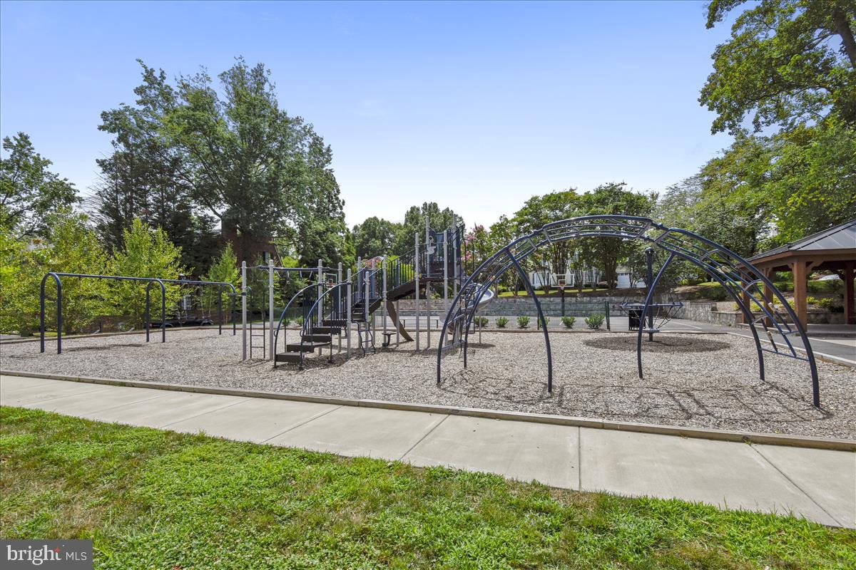 6741 Towne Lane Road McLean, VA 22101 - Photo 43 of 46 Gallery Image 43