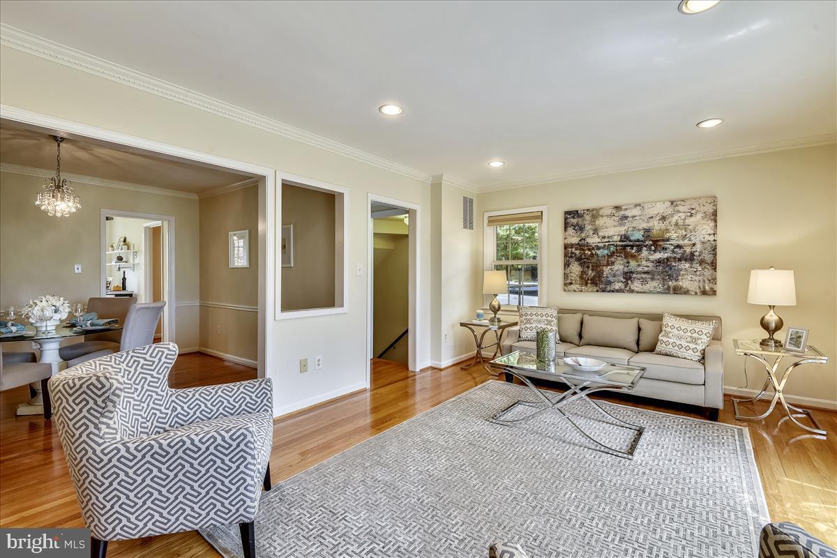 6741 Towne Lane Road McLean, VA 22101 - Photo 10 of 46 Gallery Image 10