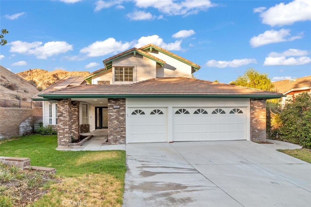 14439 Grandifloras Road Canyon Country, CA 91387 - Photo 33 of 44