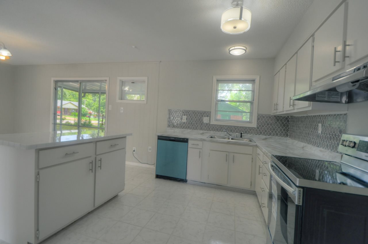 3694 Tessland Road Memphis, TN 38128 - Photo 13 of 25 Gallery Image 13