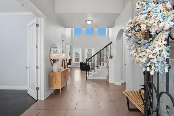 a view of entryway and hall