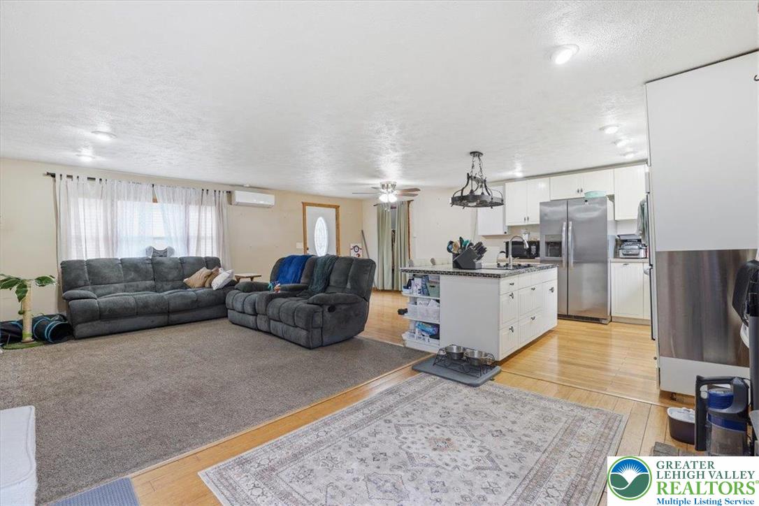 1544 County Park Road Kunkletown, PA 18058 - Photo 16 of 53