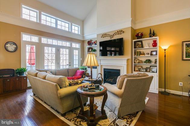 2602 Monocacy Ford Road Frederick, MD 21701 - Photo 13 of 30 Living Room