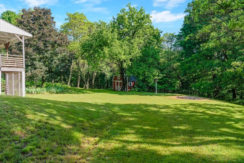2167 Butler Logan Road Tarentum, PA 15084 - Photo 24 of 25 a view of a volley ball court