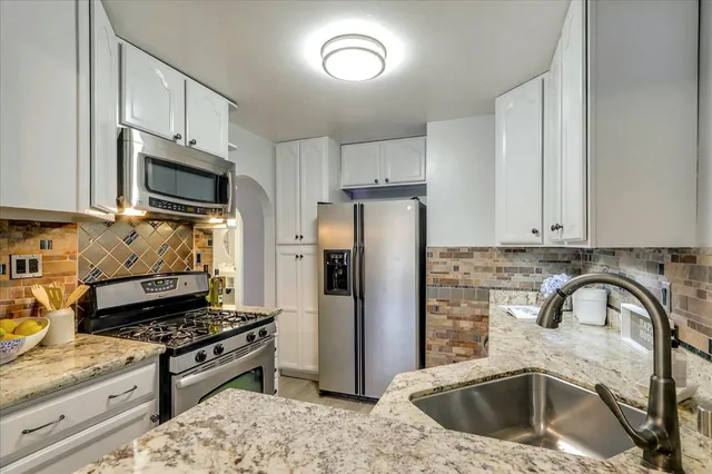 $788,888 | 221 Kiely Boulevard, Unit B, Santa Clara, CA 95051