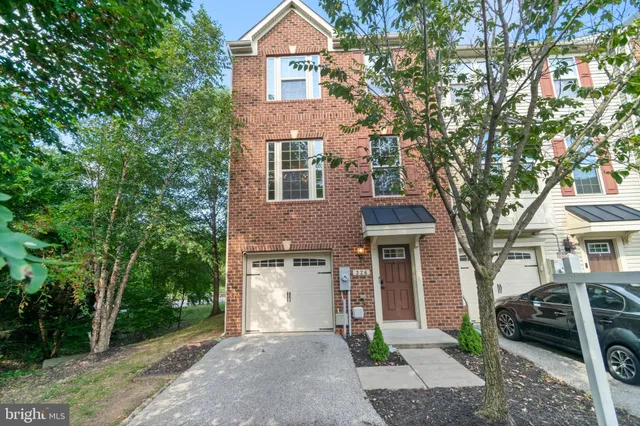 $430,000 | 326 Eagles Ridge Way, Glen Burnie, MD 21061