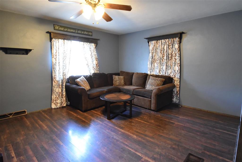 416 Bloomington Road Brownstown, IN 47220 - Photo 9 of 31 Gallery Image 9