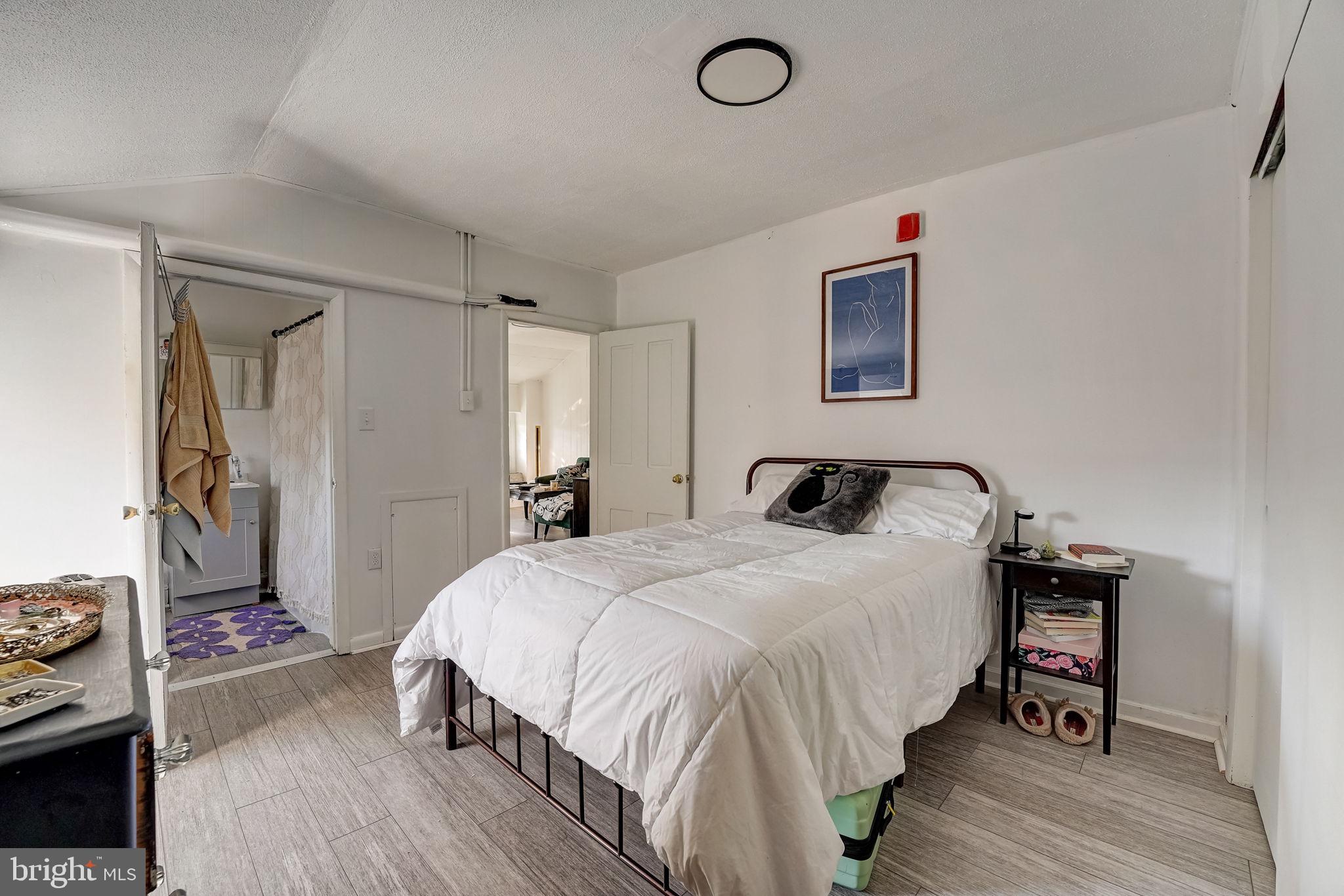 4245 Ridge Avenue Philadelphia, PA 19129 - Photo 14 of 20 Gallery Image 14