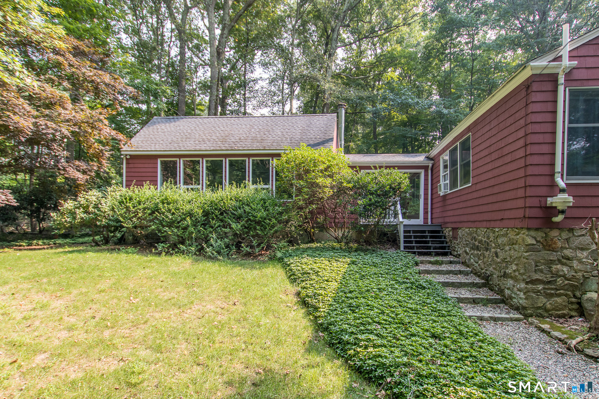 211 New Canaan Road Wilton, CT 06897 - Photo 6 of 40