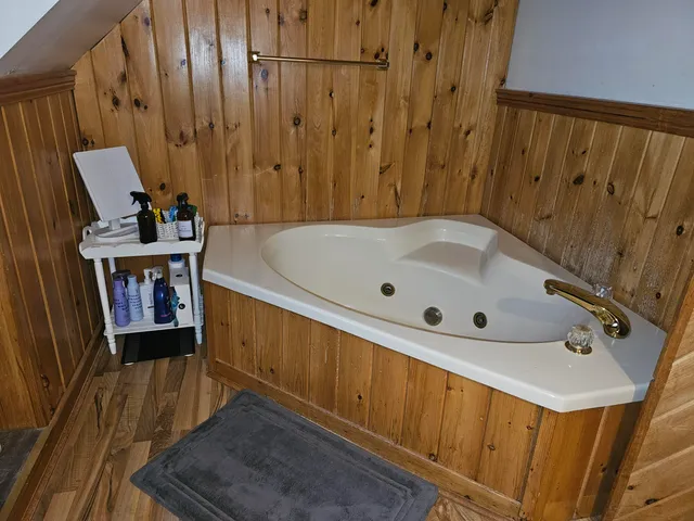 $198,000 | 234 Knox Street, Rumford, ME 04276