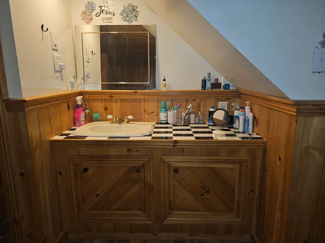 $198,000 | 234 Knox Street, Rumford, ME 04276