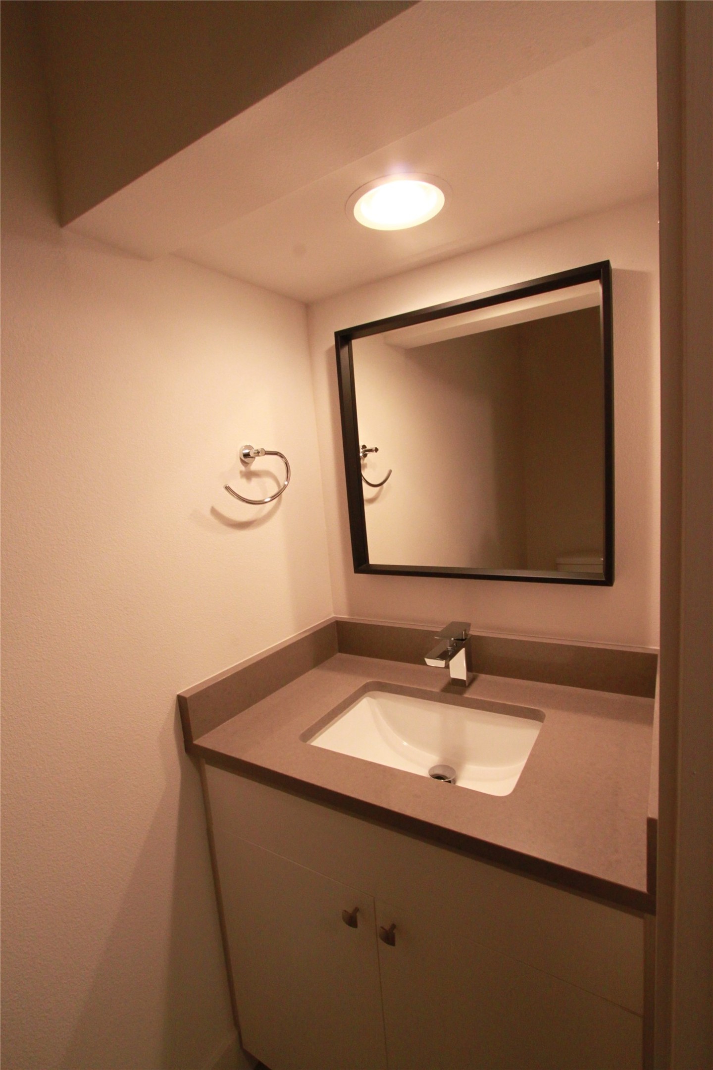 1204 Cometa Street, Unit A Austin, TX 78721 - Photo 34 of 38 Bathroom with vanity