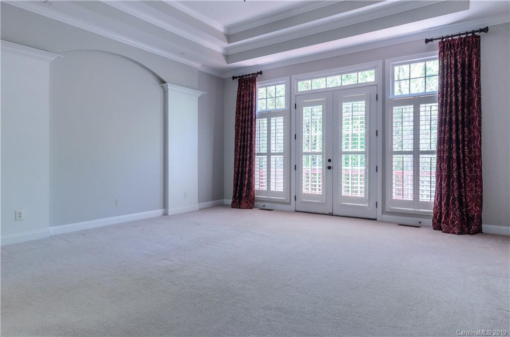 17023 Turtle Point Road Charlotte, NC 28278 - Photo 19 of 44 Gallery Image 19