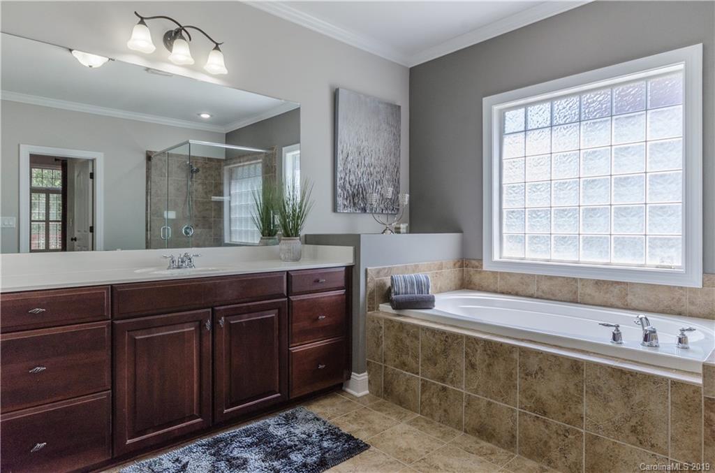 17023 Turtle Point Road Charlotte, NC 28278 - Photo 22 of 44 Gallery Image 22