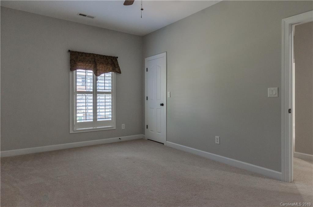 17023 Turtle Point Road Charlotte, NC 28278 - Photo 27 of 44 Gallery Image 27