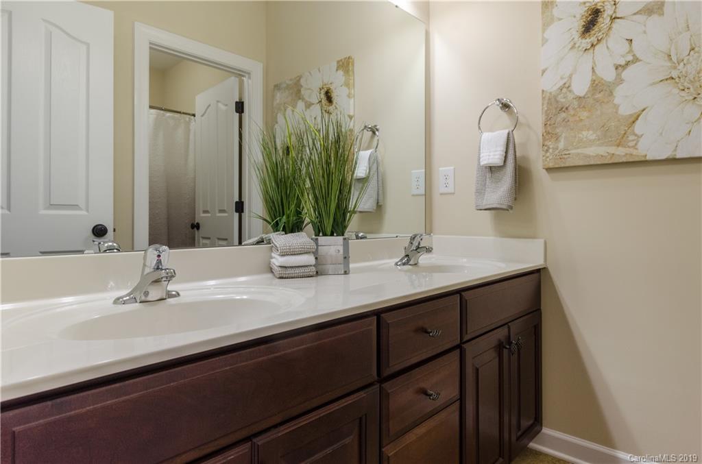 17023 Turtle Point Road Charlotte, NC 28278 - Photo 28 of 44 Gallery Image 28