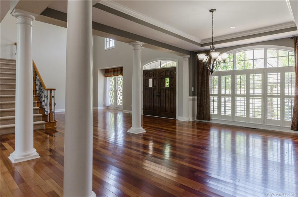 17023 Turtle Point Road Charlotte, NC 28278 - Photo 4 of 44 Gallery Image 4