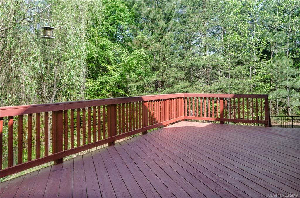 17023 Turtle Point Road Charlotte, NC 28278 - Photo 36 of 44 Gallery Image 36