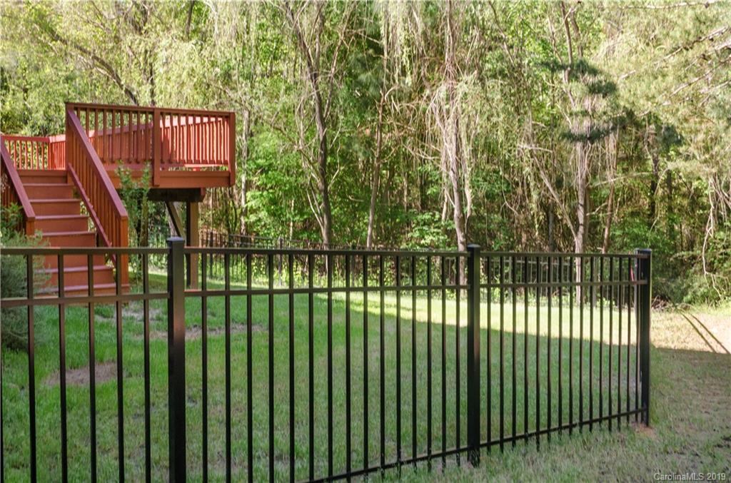 17023 Turtle Point Road Charlotte, NC 28278 - Photo 37 of 44 Gallery Image 37