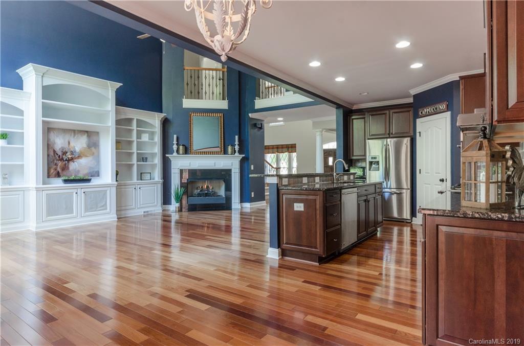 17023 Turtle Point Road Charlotte, NC 28278 - Photo 10 of 44 Gallery Image 10