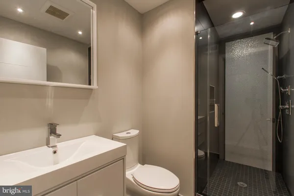 $3,575 | 908 South 21st Street, Unit A, Philadelphia, PA 19146