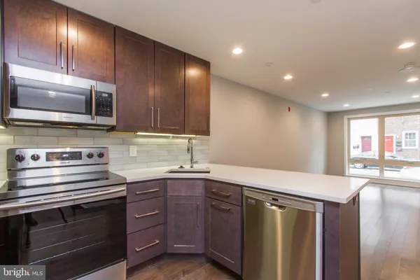 $3,575 | 908 South 21st Street, Unit A, Philadelphia, PA 19146