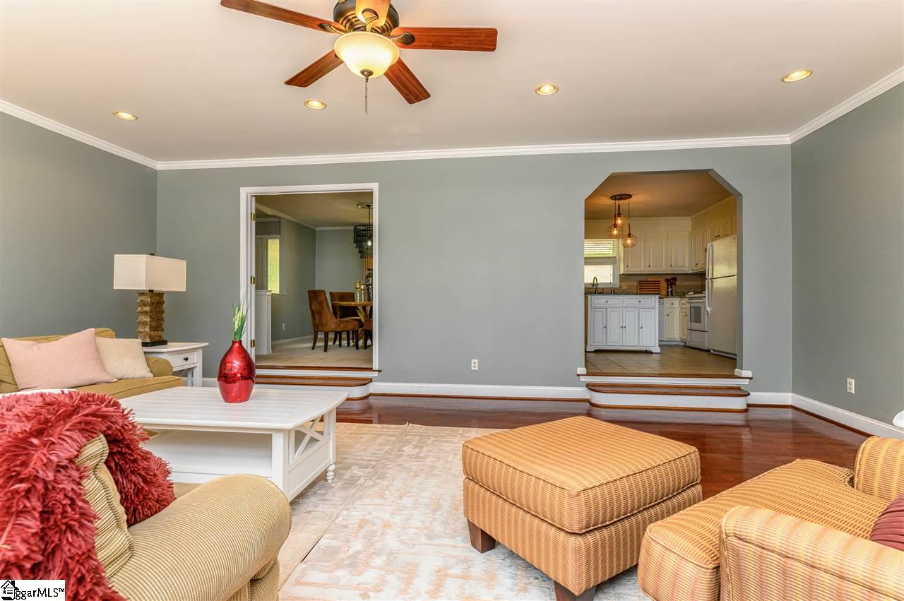 404 Saluda Road Williamston, SC 29697 - Photo 9 of 32 Gallery Image 9