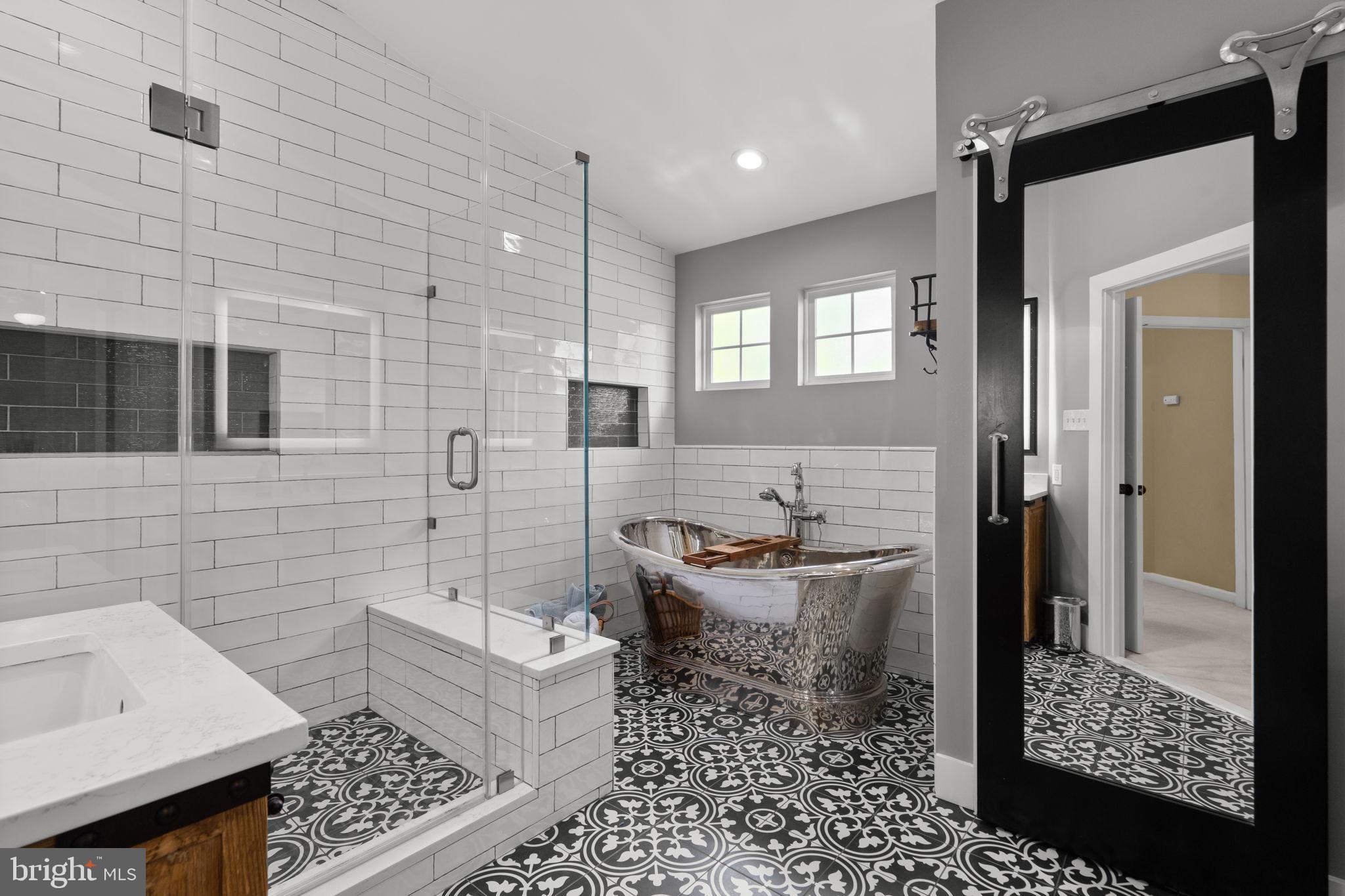 18403 Beechnut Way Boyds, MD 20841 - Photo 33 of 62 Primary bath