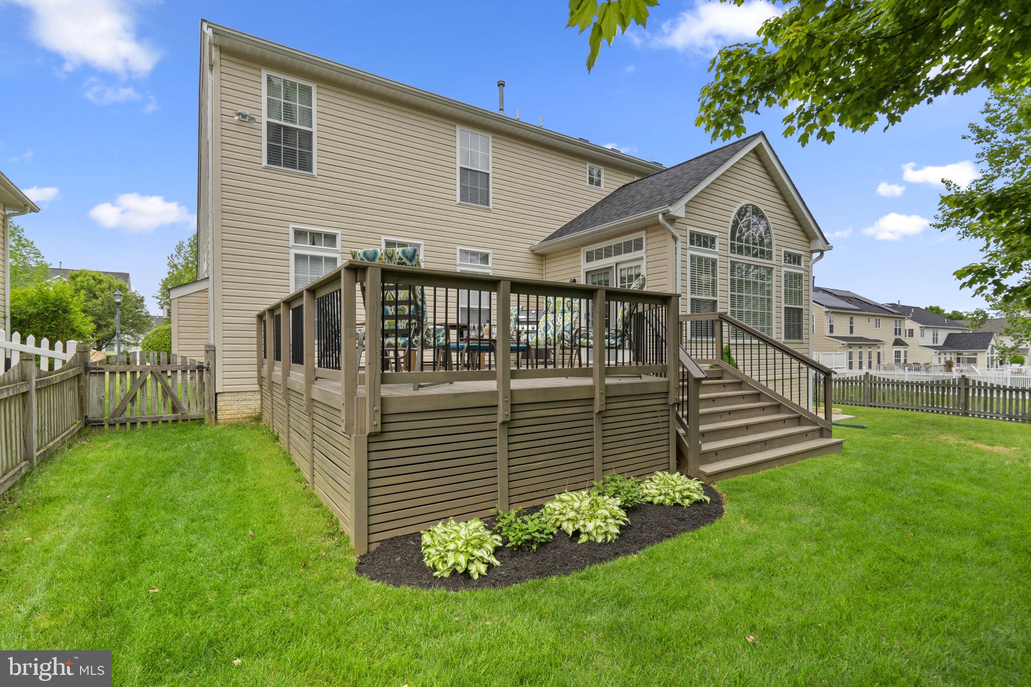 18403 Beechnut Way Boyds, MD 20841 - Photo 61 of 62 Large deck