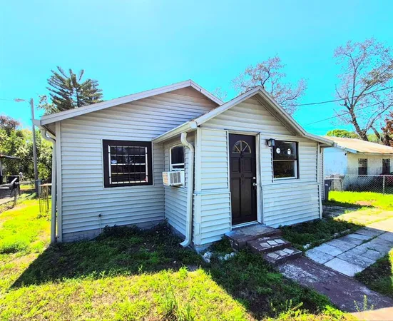 $1,400 | 3505 East Shadowlawn Avenue, Tampa, FL 33610