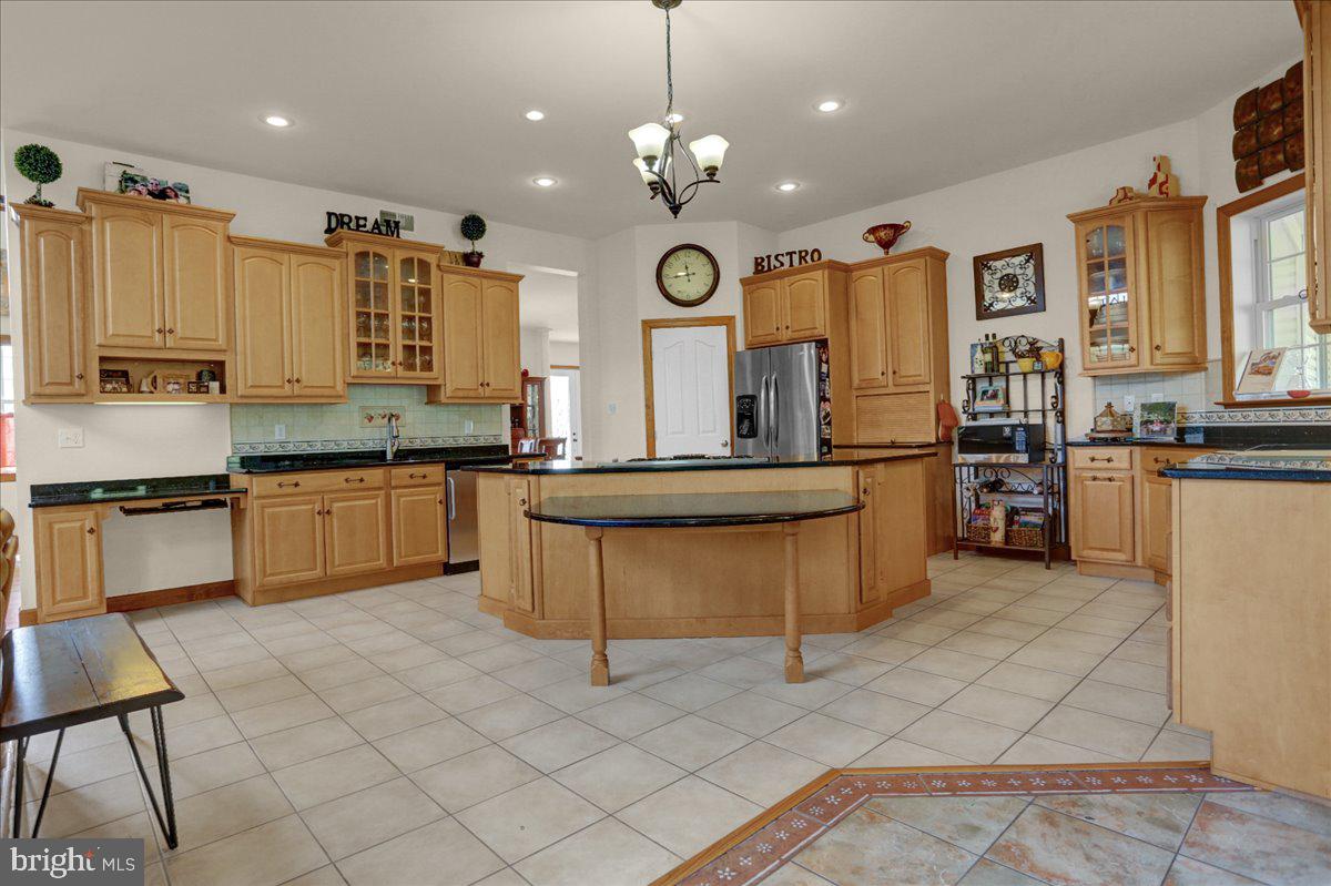 32 Glen Oley Drive Reading, PA 19606 - Photo 13 of 73