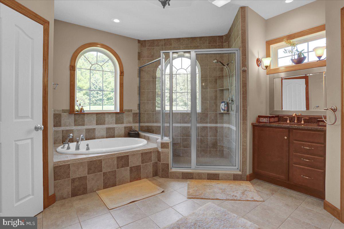 32 Glen Oley Drive Reading, PA 19606 - Photo 37 of 73